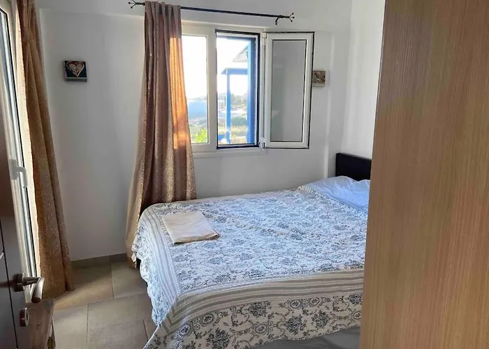 House By The Beach,next To Village,sunset View * Finikas (Syros)