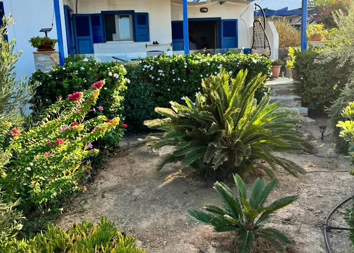 House By The Beach,next To Village,sunset View Vakantiehuis Finikas (Syros)